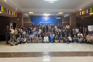 A group picture with all the participants and speakers at the International Tibetan Youth Forum