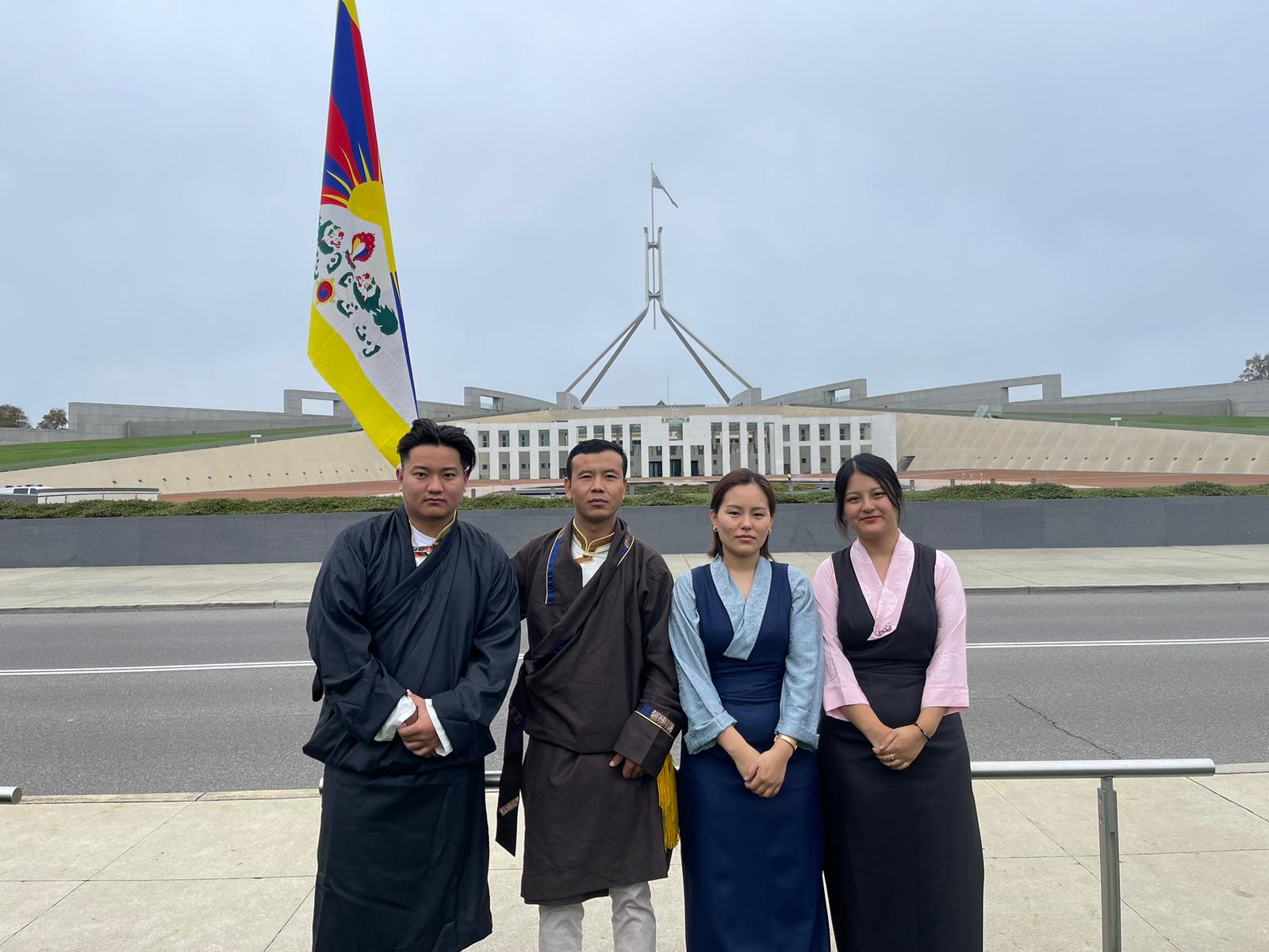 V-TAG youth members in their traditional 'Chuba' clothes ready to advocate for Tibet by meeting with government officials.